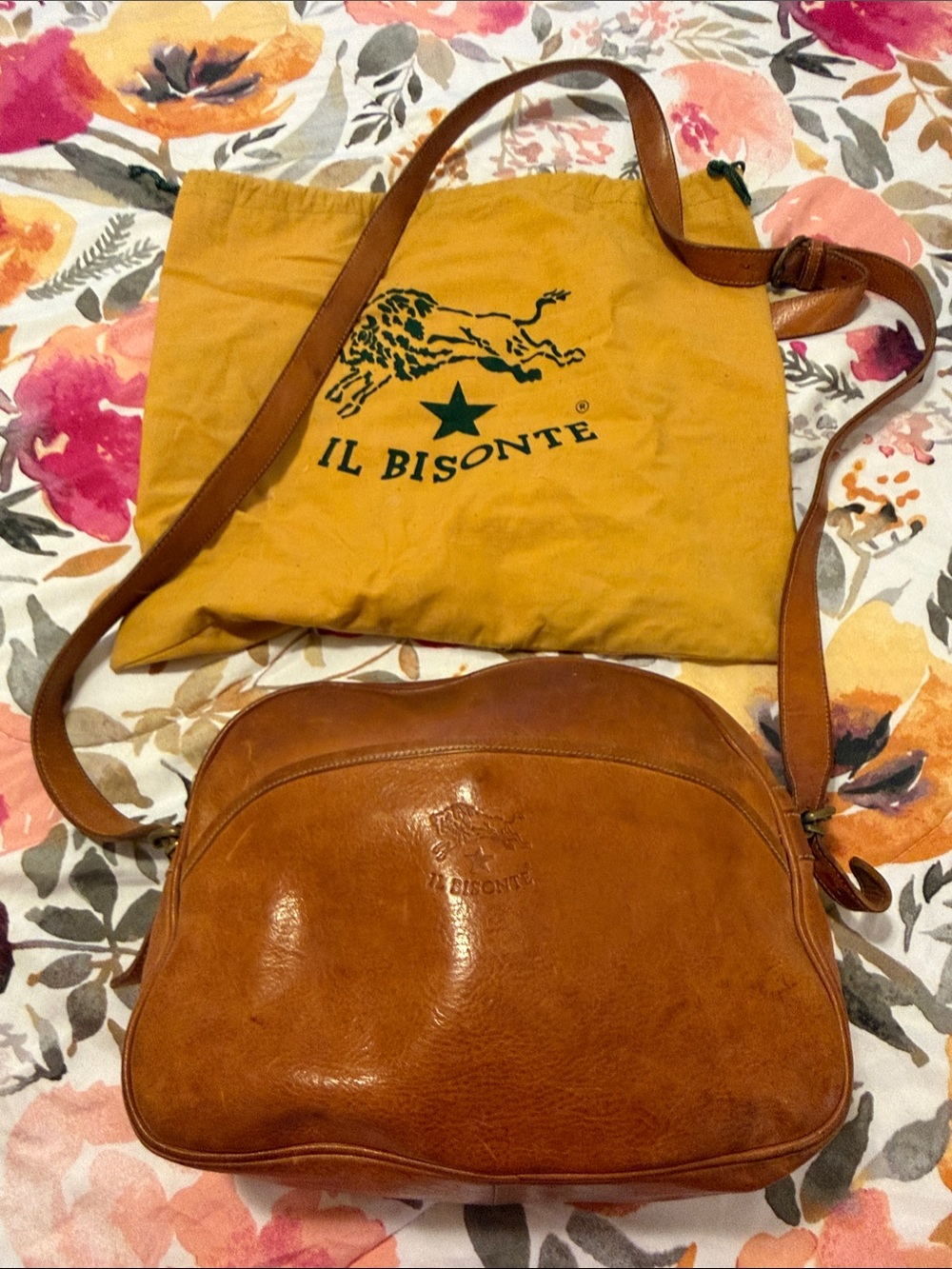 Il Bisonte Cognac Leather Crossbody Bag with Yellow Dust Bag